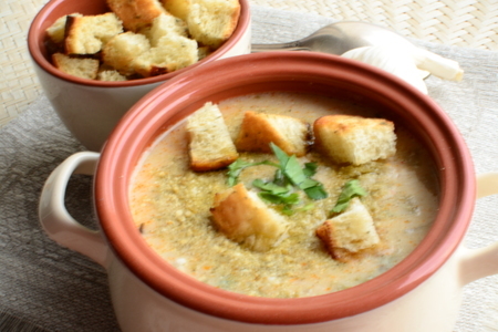 Миндально-молочный суп с сыром рокфор: шаг 4