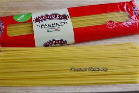 Спагетти с соусом из мидий: шаг 1