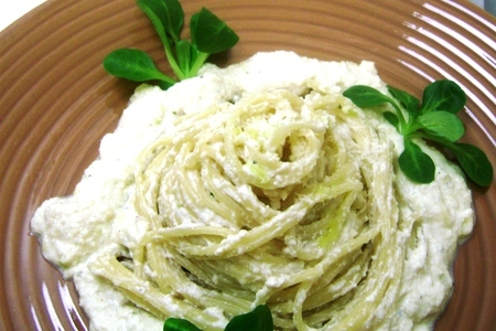  спагетти в курином соусе alla biancaneve (белоснежка).: шаг 6