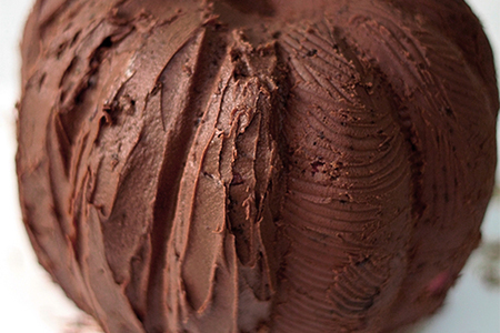 Шоколадно-гречневый торт с трюфельным кремом и пьяной вишней "подарок феи": шаг 16