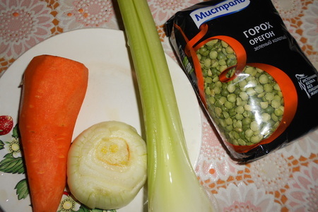 Гороховый крем-суп с овощами и сухариками: шаг 1