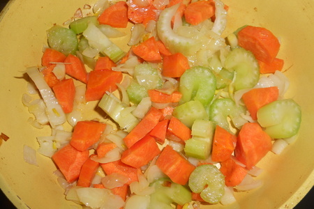 Гороховый крем-суп с овощами и сухариками: шаг 4