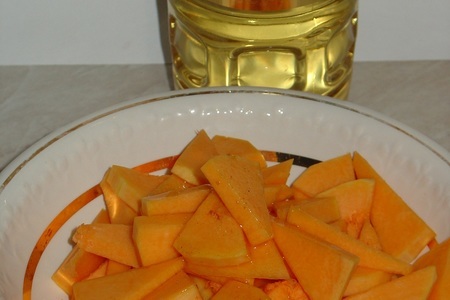Салат из тыквы с морковью и изюмом +ideal+руккола,куркума, имбирь.: шаг 2