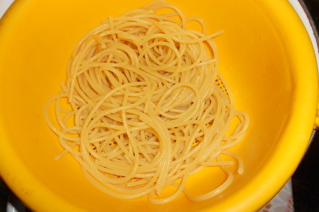 Спагетти borges с помидорами, оливками и кукурузой: шаг 2