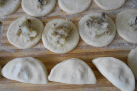 Постный картофельно-грибной пирог "хризантема": шаг 5