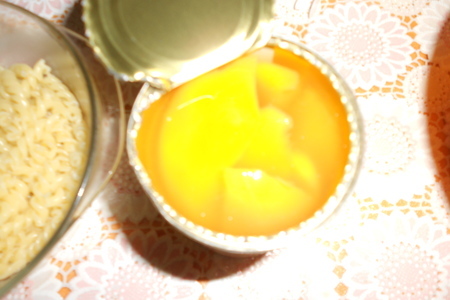 Макаронная запеканка с творогом и консервированным манго: шаг 3
