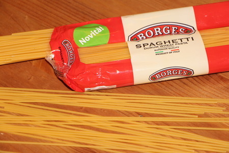 Спагетти от borhes с корсиканским стуфату  «8 марта» (в стиле открыток советских времен): шаг 11