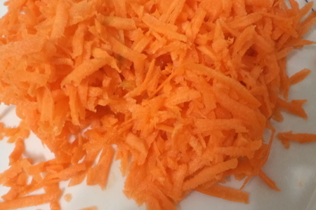 Лимоны с салатом из моркови с чесноком и маслинами.: шаг 1