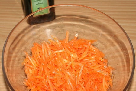 Морковный салат с грейпфрутом и креветками: шаг 2