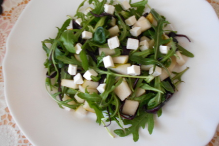 Салат с грушей,малиной и фетой: шаг 4