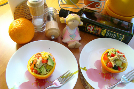 Салат с курицей,авокадо и апельсином.: фото шаг 10