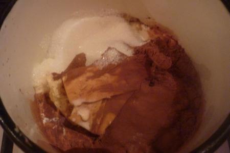 Шоколадный кекс с изюмом: шаг 1