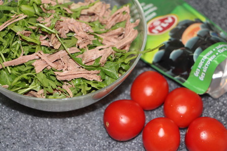 Салат из телятины, рукколы и овощей : фото шаг 3