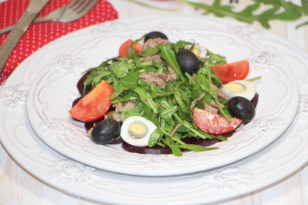Салат из телятины, рукколы и овощей : фото шаг 5