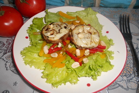Салат с румяными гренками с сыром: шаг 9