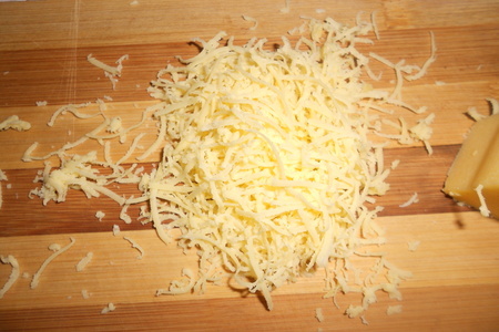 Гречка с запеченными котлетами с сыром: шаг 4