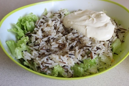 Весенний салат с рисом "актавика  mix" и жареная корюшка: шаг 11