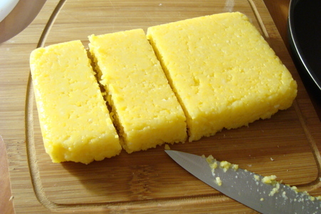 Полента с фаршем и двумя видами сыра.: шаг 9