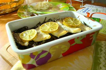 Пикша, запечённая с морской капустой и овощами.: шаг 6