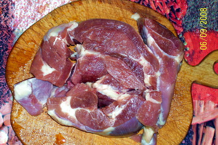 Мясо с картошкой, запеченные в фольге: шаг 1