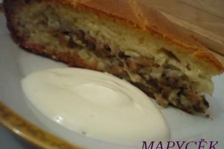 Пирог заливной с сыроежками и картошкой: шаг 5