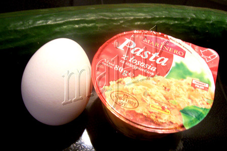 Фаршированные яйца на завтрак: шаг 1