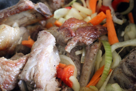 Паста с овощами и свиными ребрышками (fideos a la cazuela): шаг 4