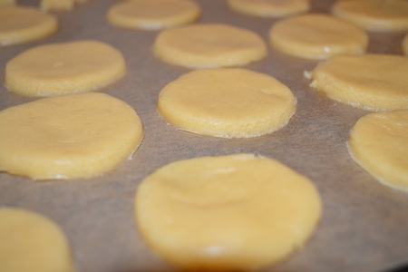 Печенье с арахисовой пастой в кокосовой стружке : шаг 8
