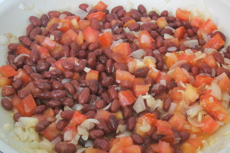 Тёплый салат с рисом и фасолью: шаг 3