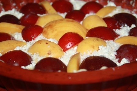 Пирог с летними фруктами и творогом в микроволновой печи за 10 минут: шаг 5