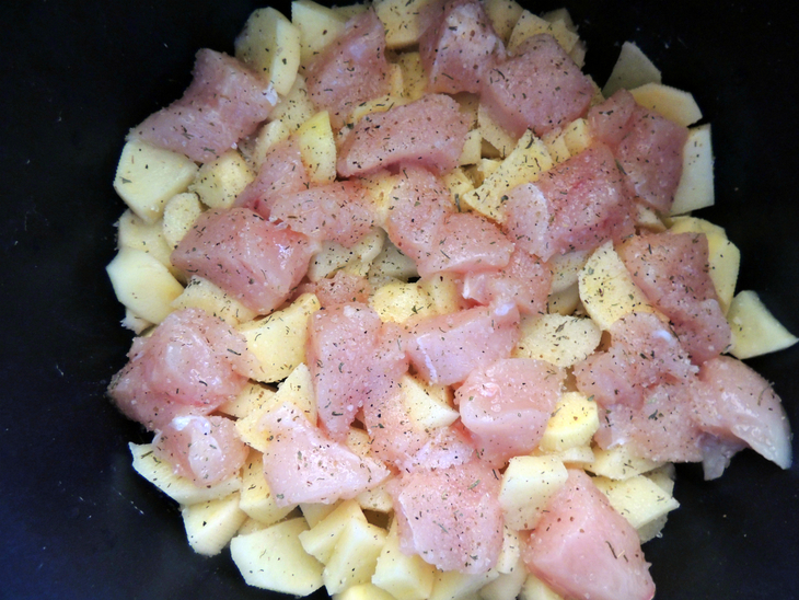 Густой суп с картофелем и фасолью в мультиварке: шаг 5