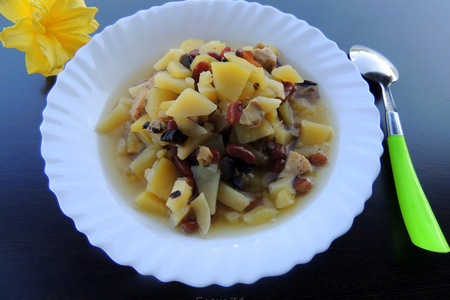 Густой суп с картофелем и фасолью в мультиварке: шаг 8