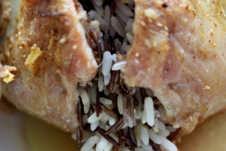 Курица в сметанно-чесночном маринаде, фаршированная рисом: шаг 4