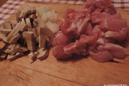 Гречка "ореховая" с телятиной с грибами в сливочно-шафрановом соусе: шаг 5