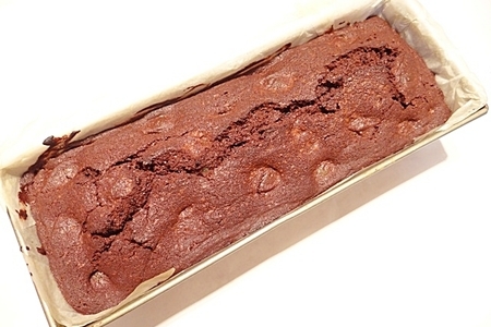 Шоколадный кекс в горошек: шаг 12