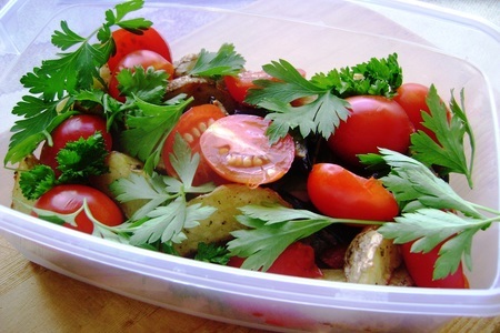 Салат-гриль с овощами и копченой курицей: шаг 4