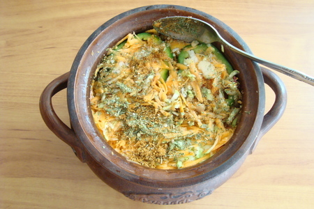 Перец фаршированный овощами и рисом, запечённый в духовке в горшке. (ужин выходного дня): шаг 4