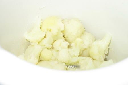 Пюре из цветной капусты с адыгейским сыром и пряными колбасками. тест-драйв с "окраиной": шаг 2