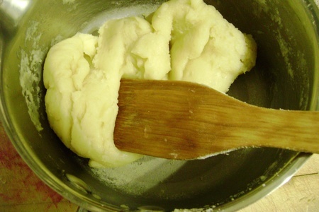Закусочные пирожные шу с грибами и ливерной колбасой. тест-драйв с «окраиной»: шаг 1
