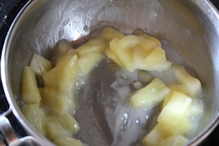 Творожная запеканка с вишней и ананасом: шаг 7