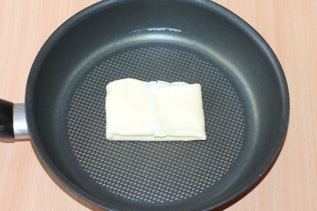 Конвертики с ветчиной и сыром. тест-драйв с окраиной: шаг 8