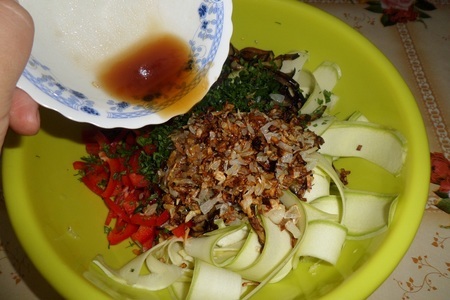 Салат из кабачка и баклажана: шаг 10