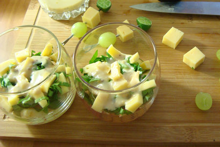 Салат с сельдереем, виноградом  и сыром в веррине: шаг 5