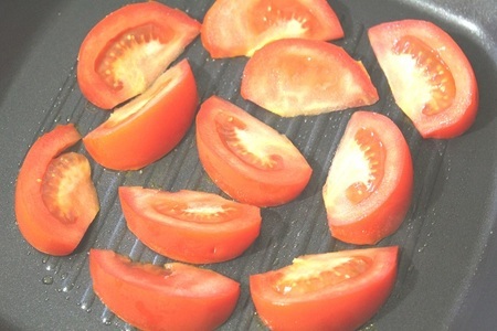 Багет с рикоттой, грилованными помидорами и бальзамико: шаг 3