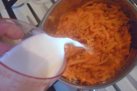 Пудинг из моркови и яблок: шаг 1