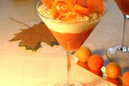 Десерт из хурмы,сливочного мусса, белого шоколада и морковной стружки: шаг 8