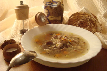Куриный суп с  рисом, лесными грибами и овощами: шаг 5