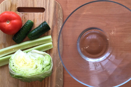 Овощной салат с фетой: шаг 1