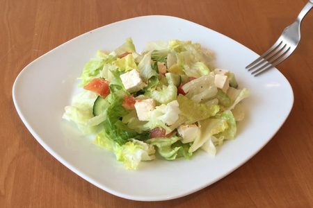 Овощной салат с фетой: шаг 4