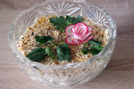 Слоеный салат с курицей, черносливом и рисом басмати quinoa mix: шаг 10